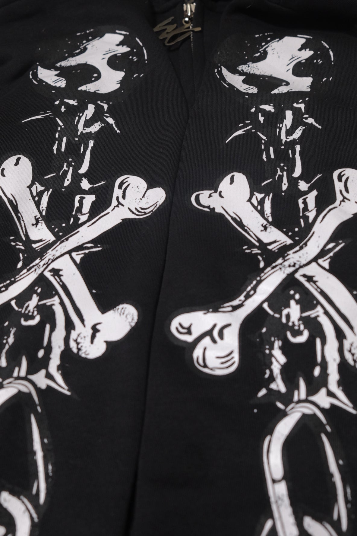 WORLD UPSET BONES ZIP UP